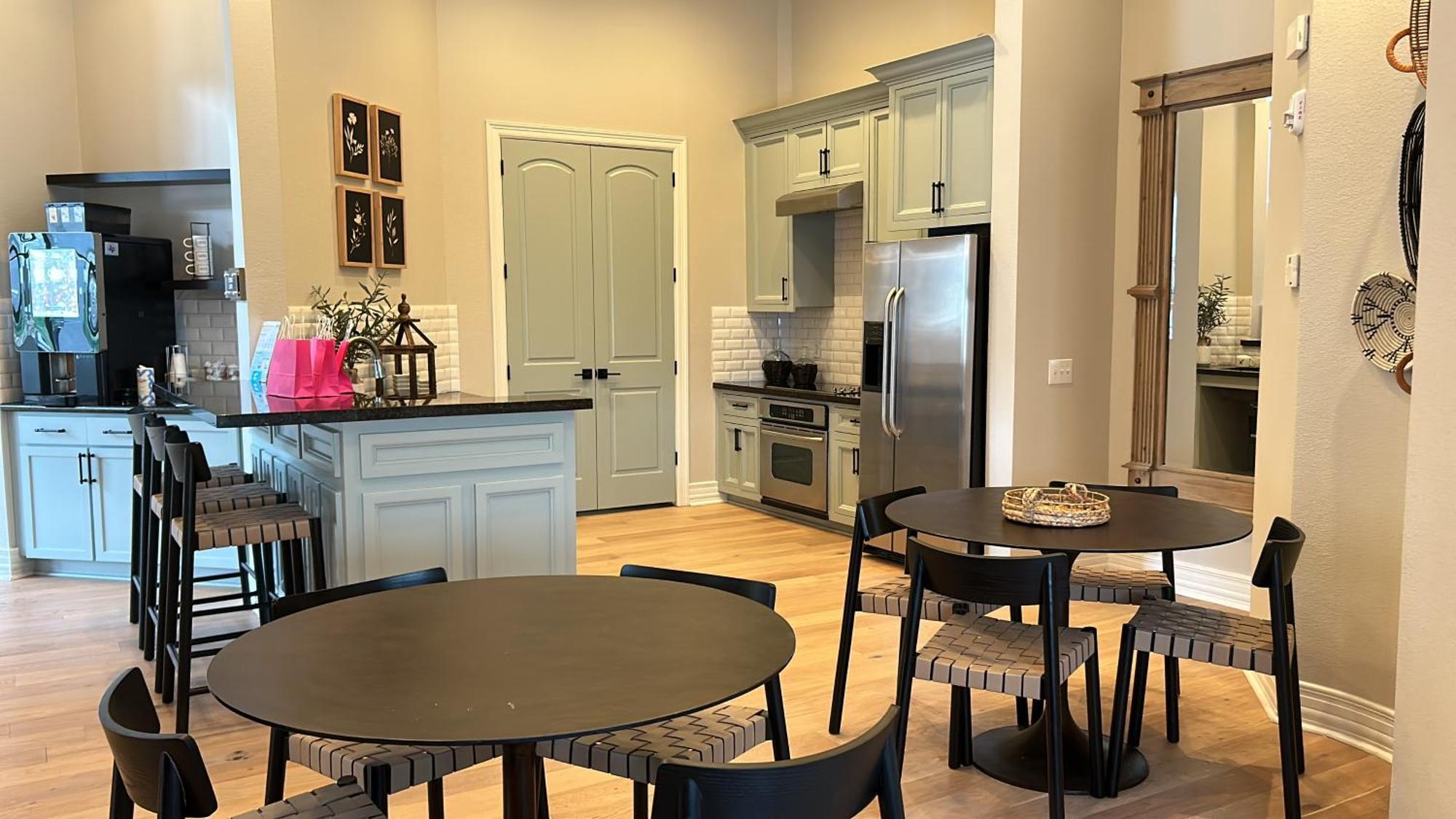 Hidden Gem At Med Center 2Br & 2Ba Apartment Houston Ngoại thất bức ảnh